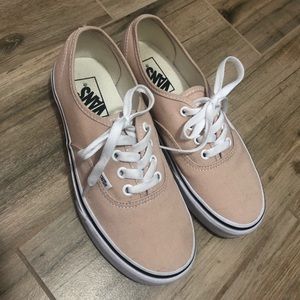 Frappe/true white Vans